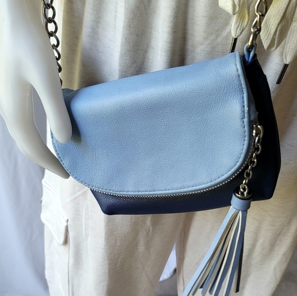 Jessica Simpson Tasseled Crossbody Bag - Picture 4 of 10